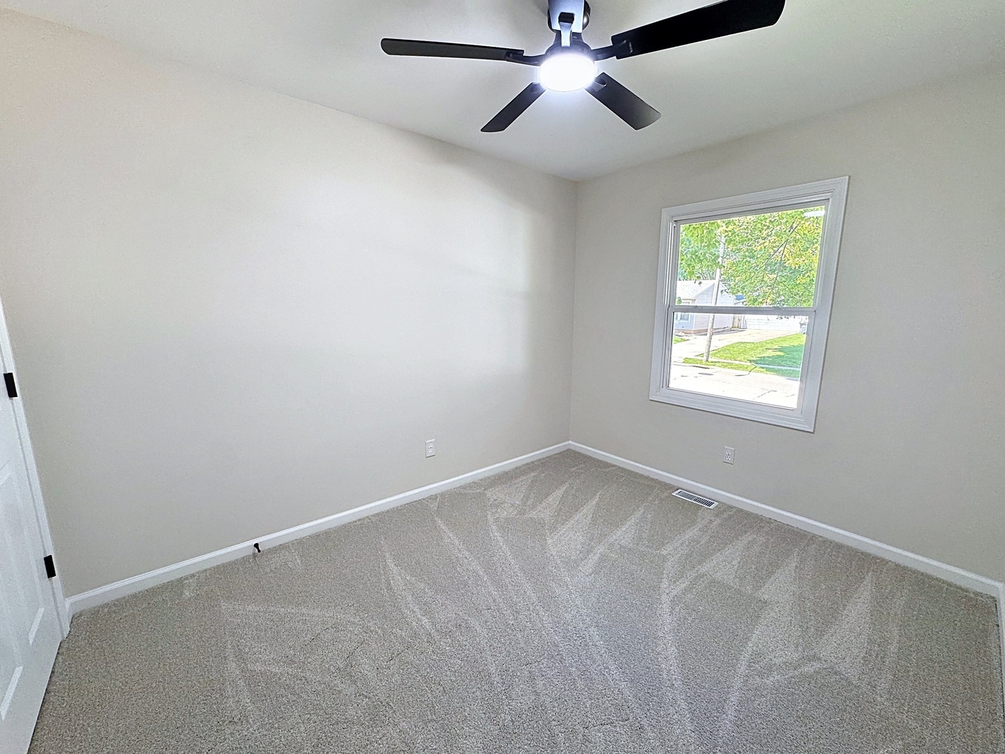 1711 2nd Street Property Photo 10