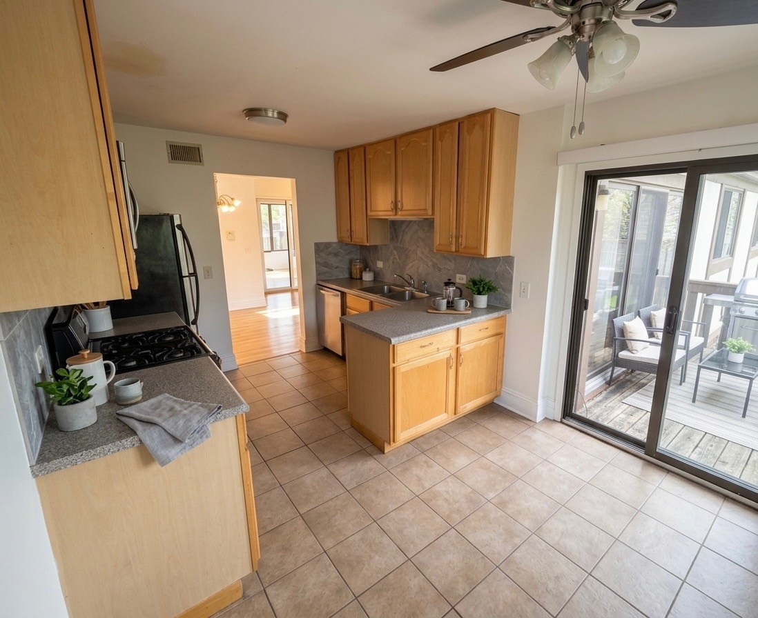 1327 Williamsburg Drive D2 Property Photo 3