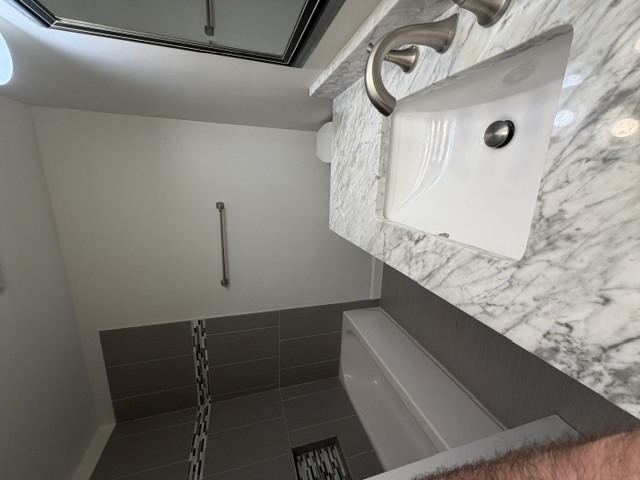 1327 Williamsburg Drive D2 Property Photo 11
