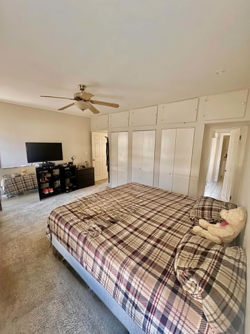 3338 N Oriole Avenue Property Photo 7