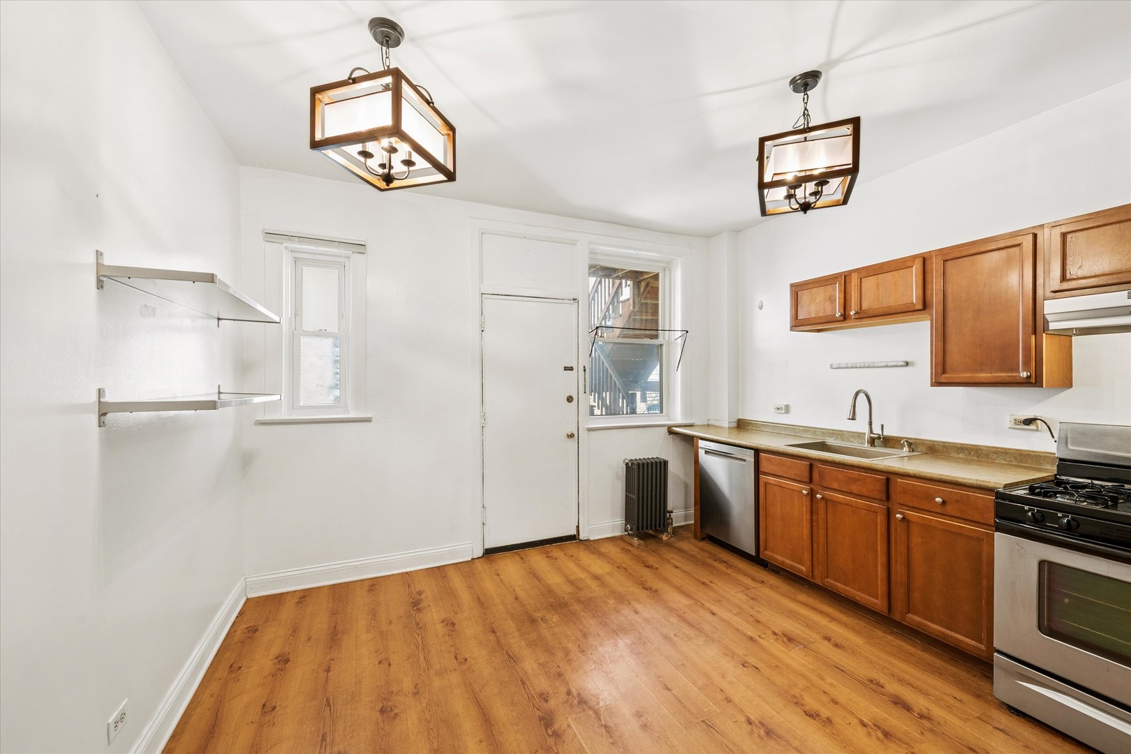 5052 S Blackstone Avenue 2 Property Photo 7