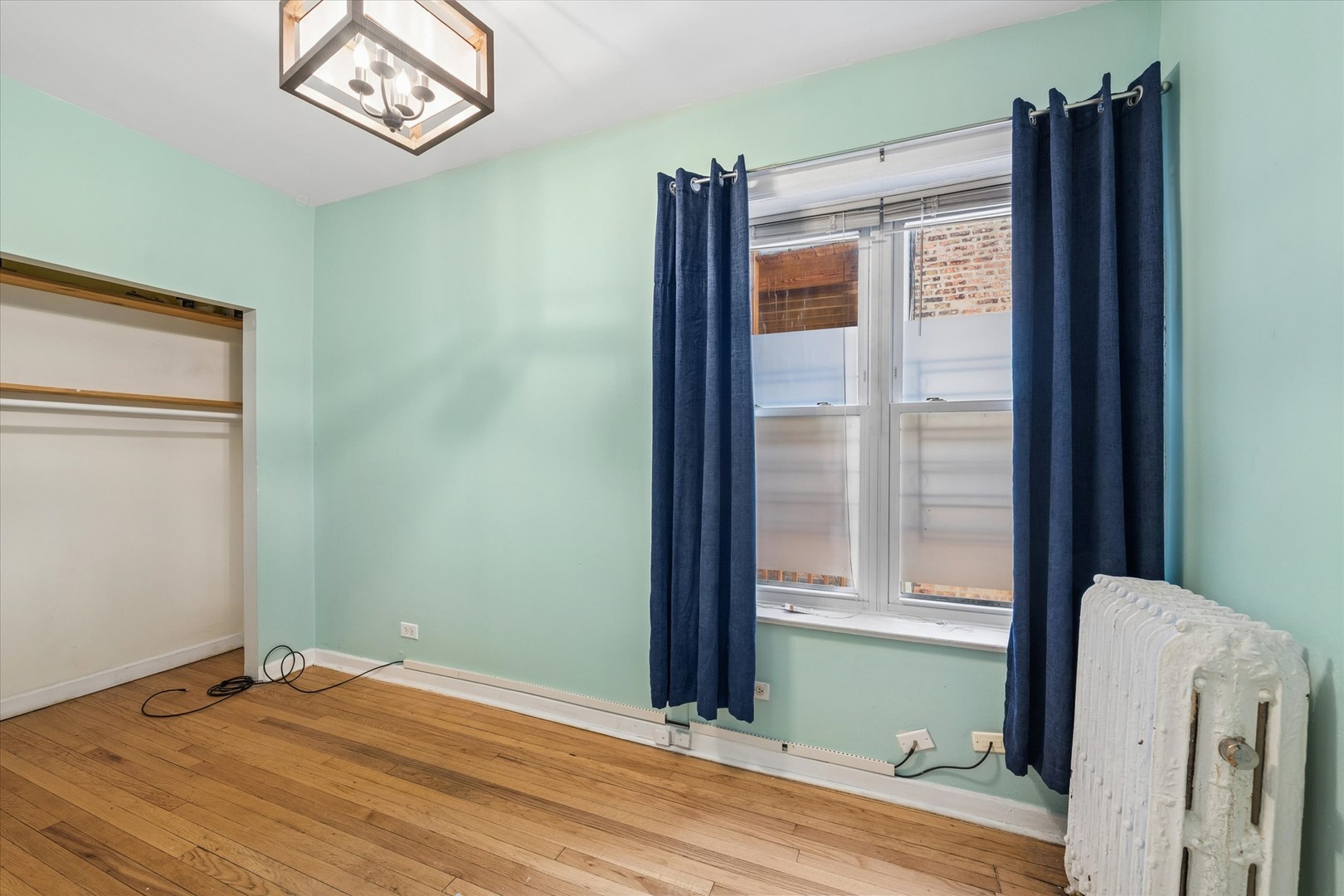 5052 S Blackstone Avenue 2 Property Photo 17
