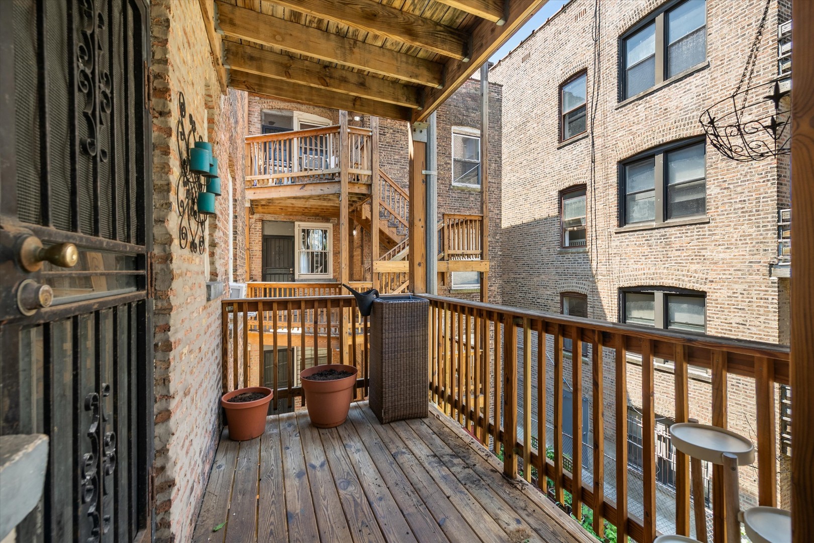 5052 S Blackstone Avenue 2 Property Photo 20