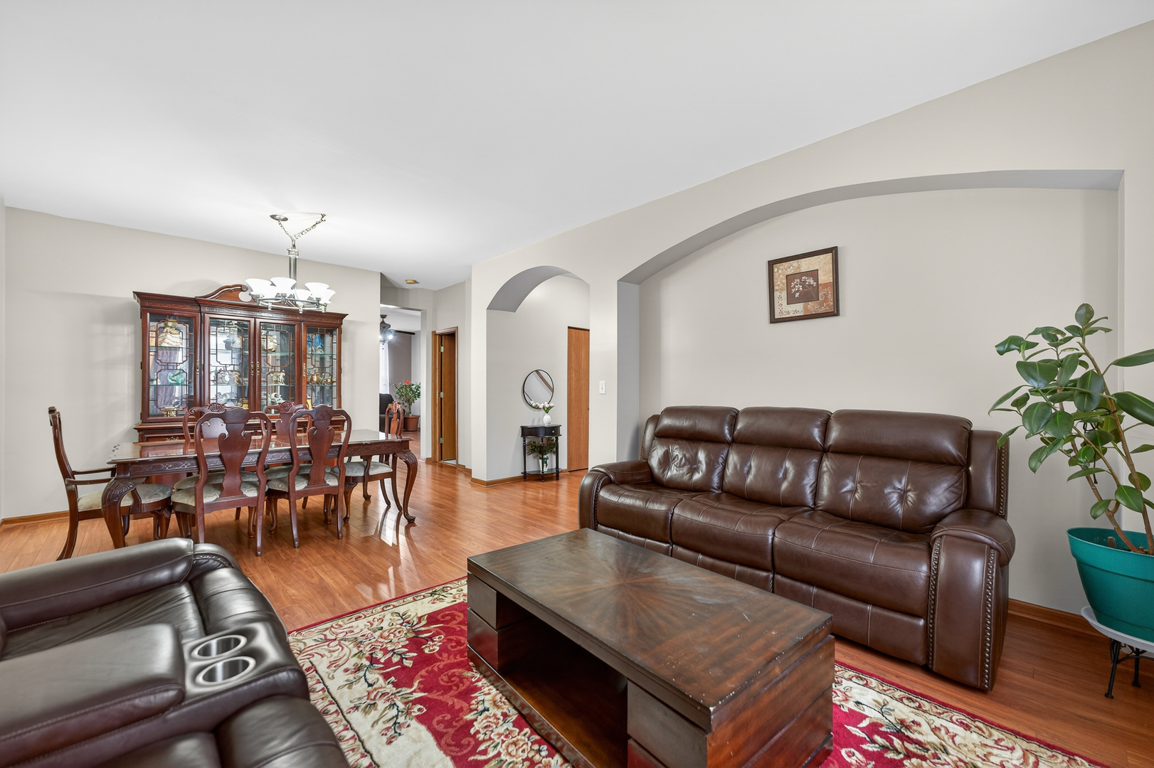 1293 Georgetown Way Property Photo 8