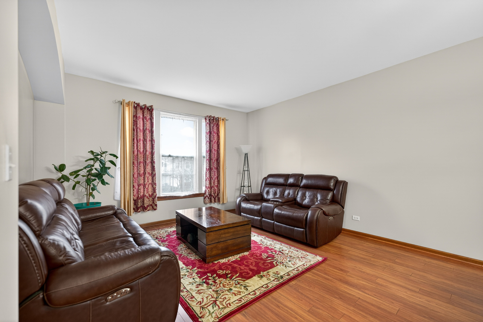1293 Georgetown Way Property Photo 10
