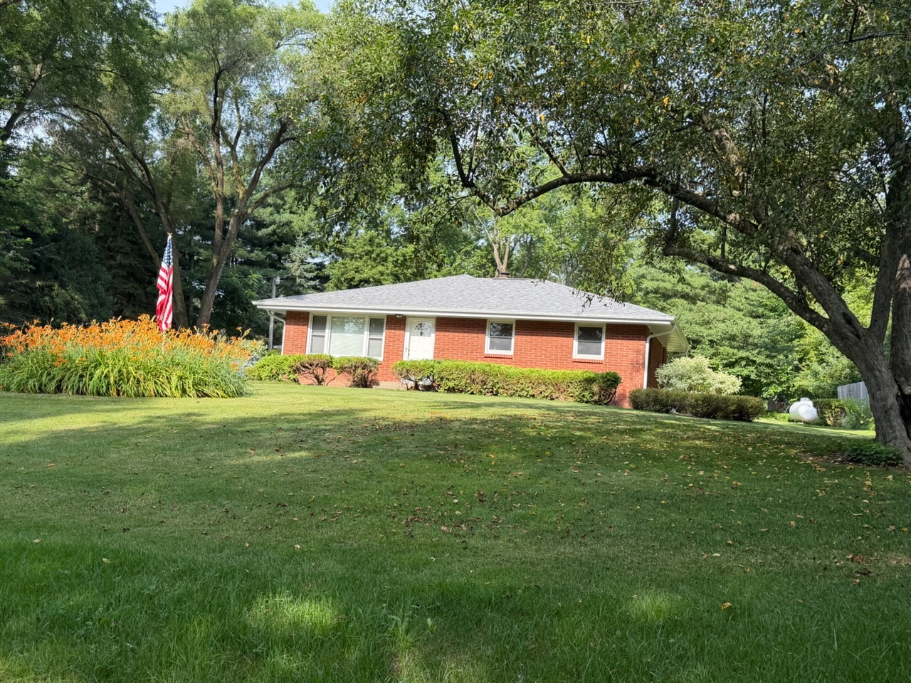 3899 S Weldon Road Property Photo 2