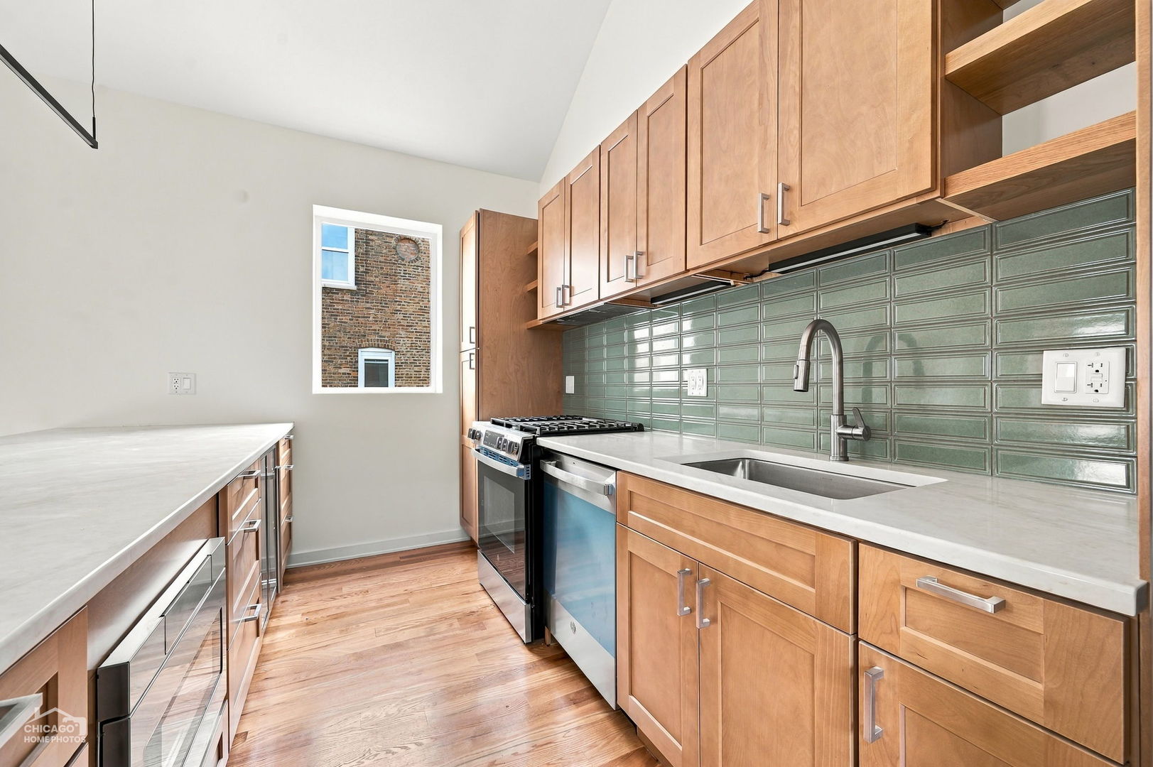 1118 W 19th Street Property Photo 15