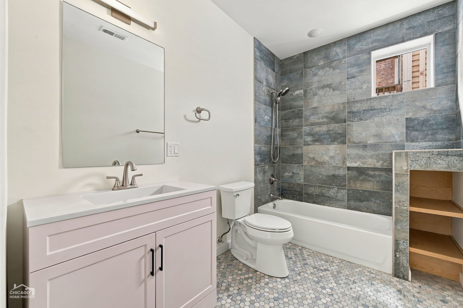 1118 W 19th Street Property Photo 32
