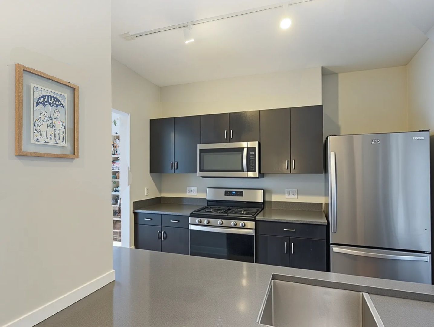 8 E Randolph Street 2706 Property Photo 3