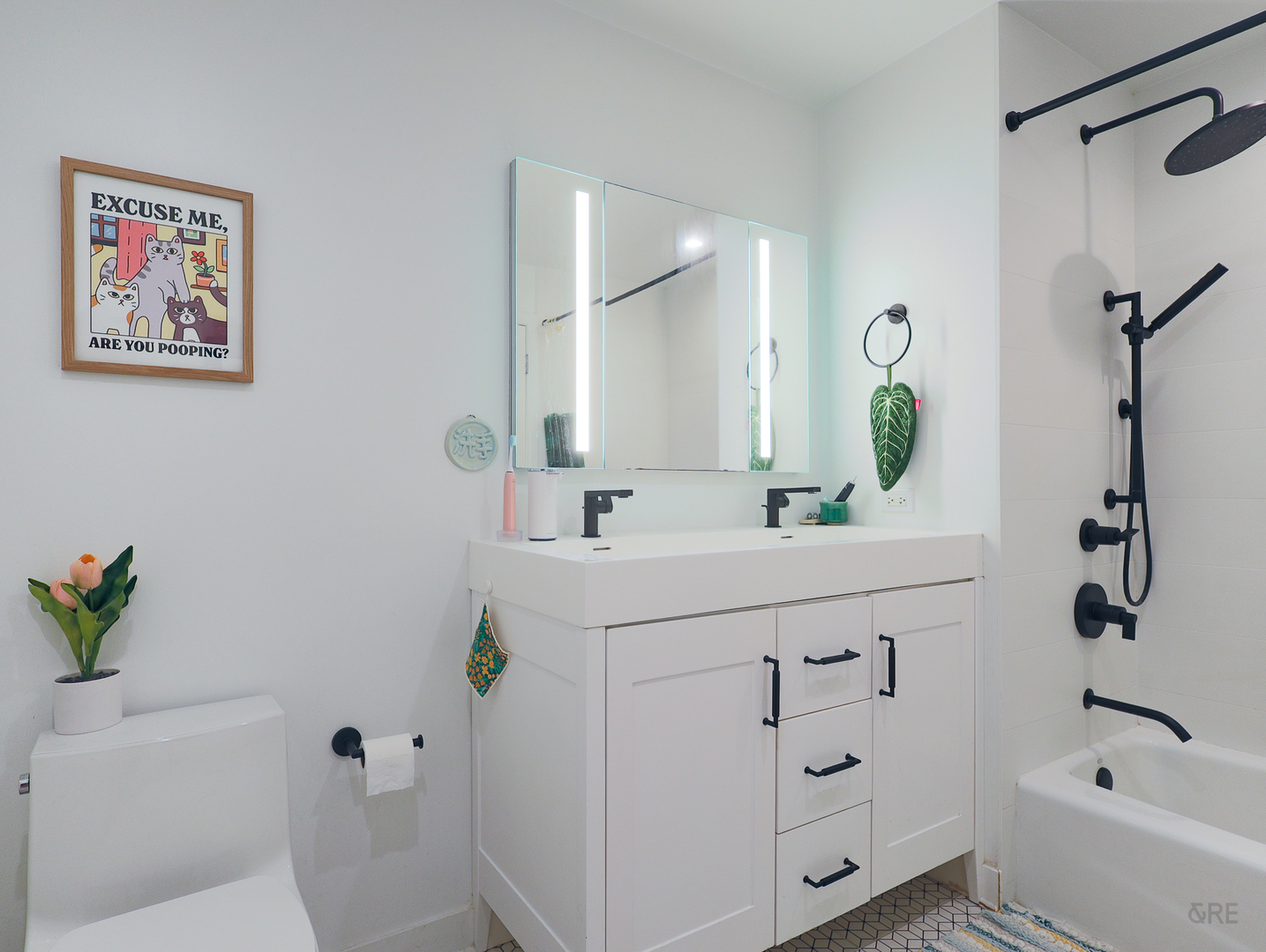 8 E Randolph Street 2706 Property Photo 12