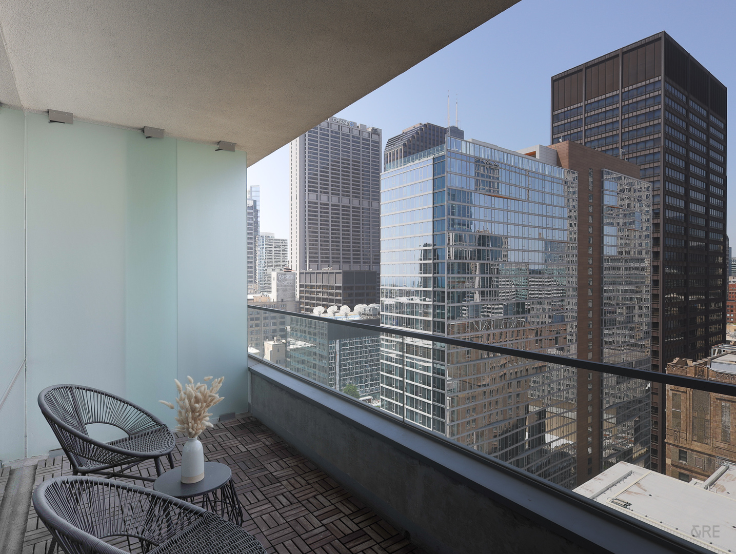 8 E Randolph Street 2706 Property Photo 16