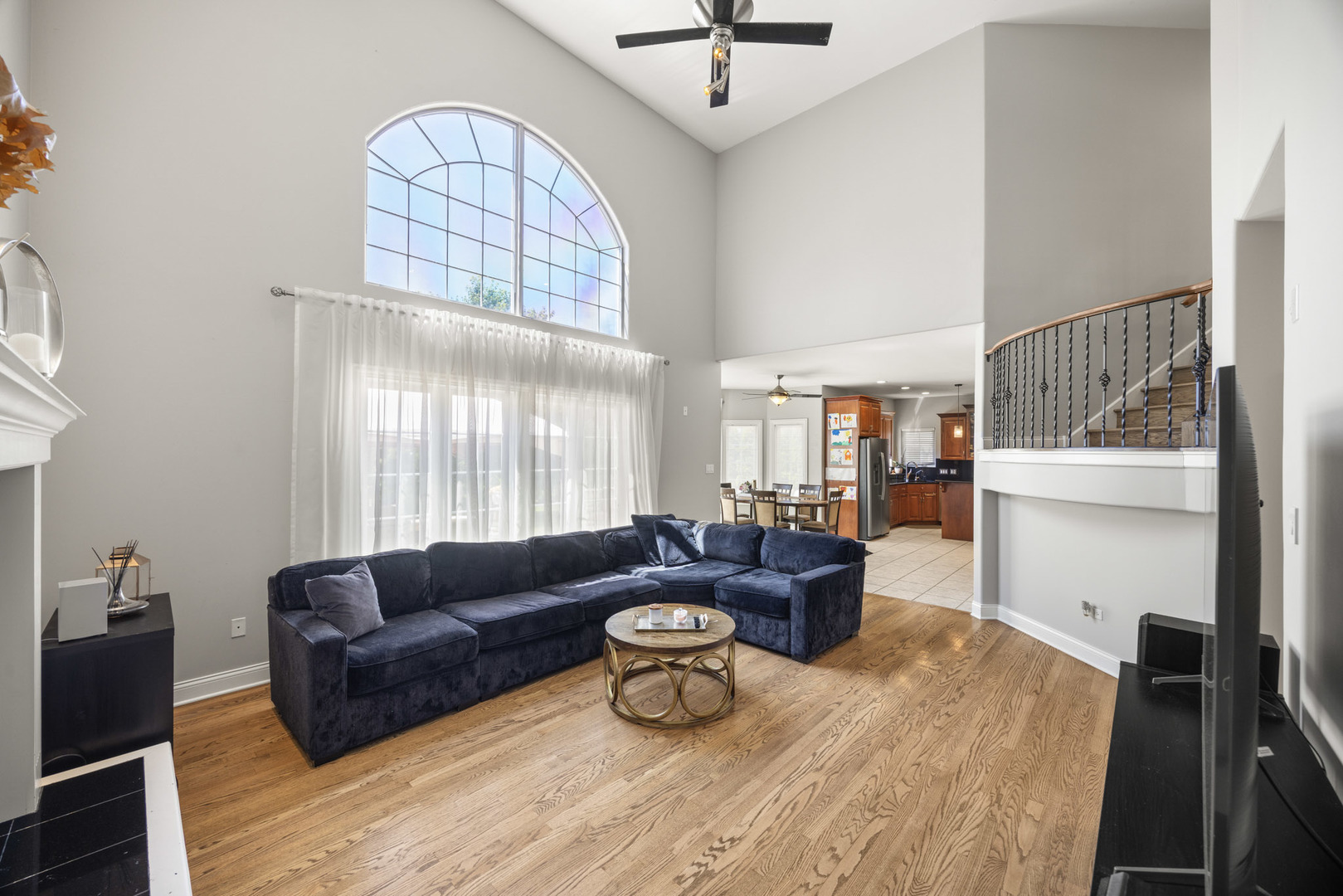 6 W Jayne Street Property Photo 14