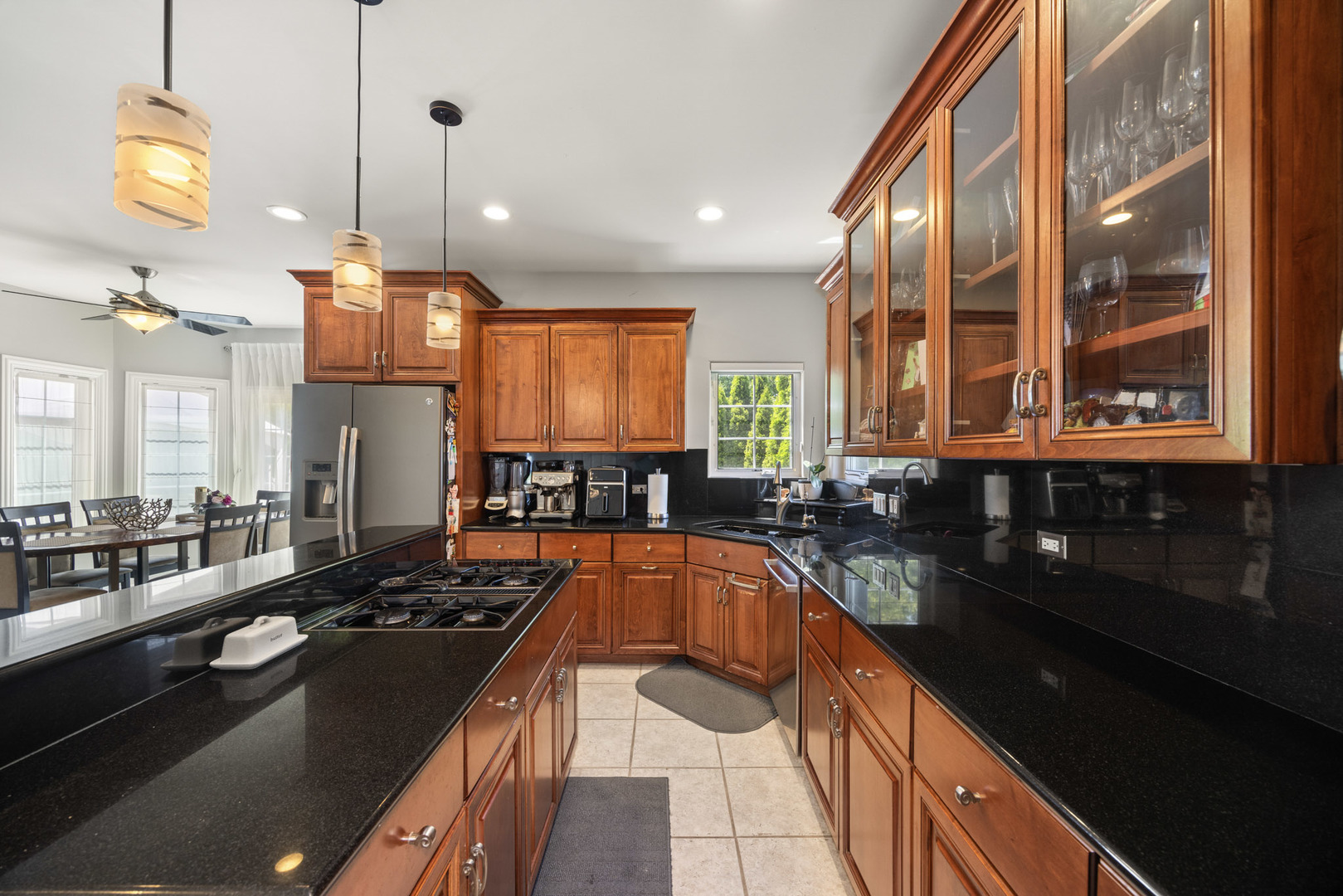 6 W Jayne Street Property Photo 20