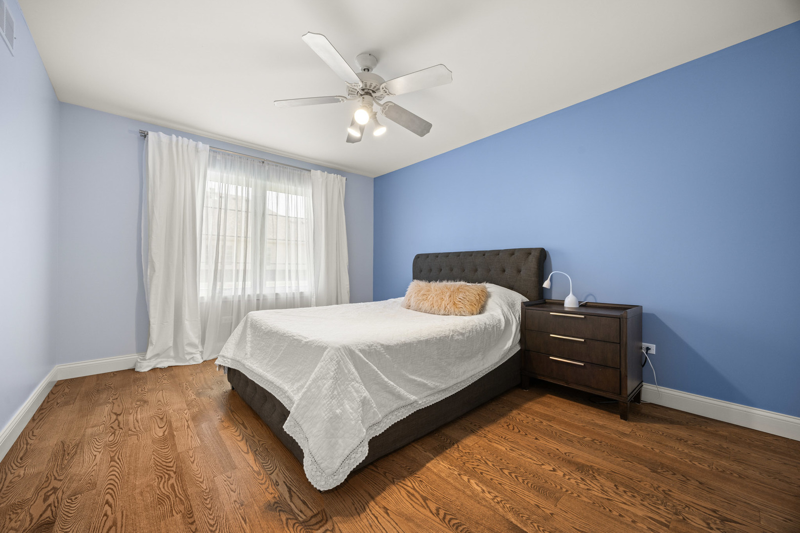 6 W Jayne Street Property Photo 33