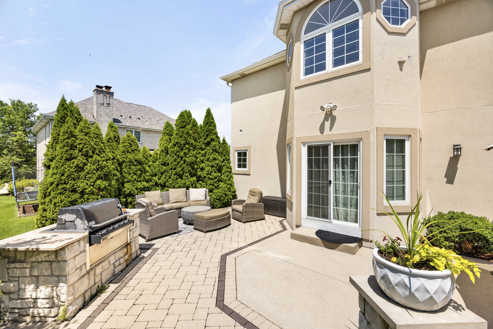 6 W Jayne Street Property Photo 43