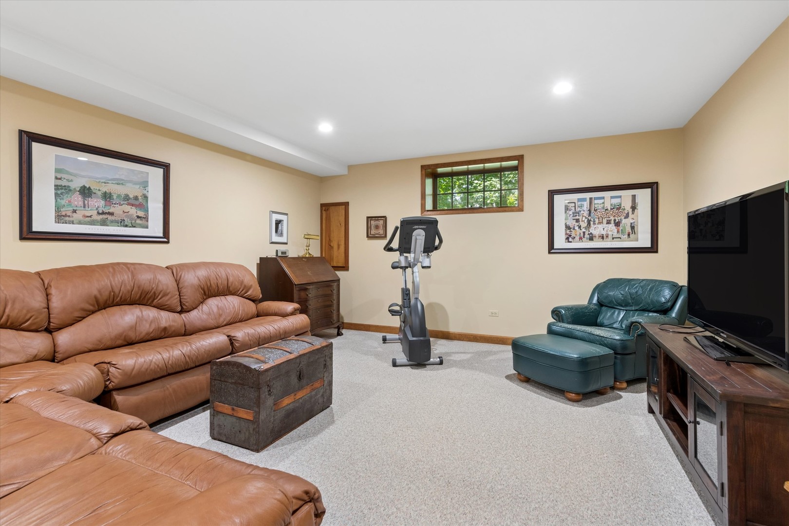 22801 W Glenhurst Road Property Photo 38
