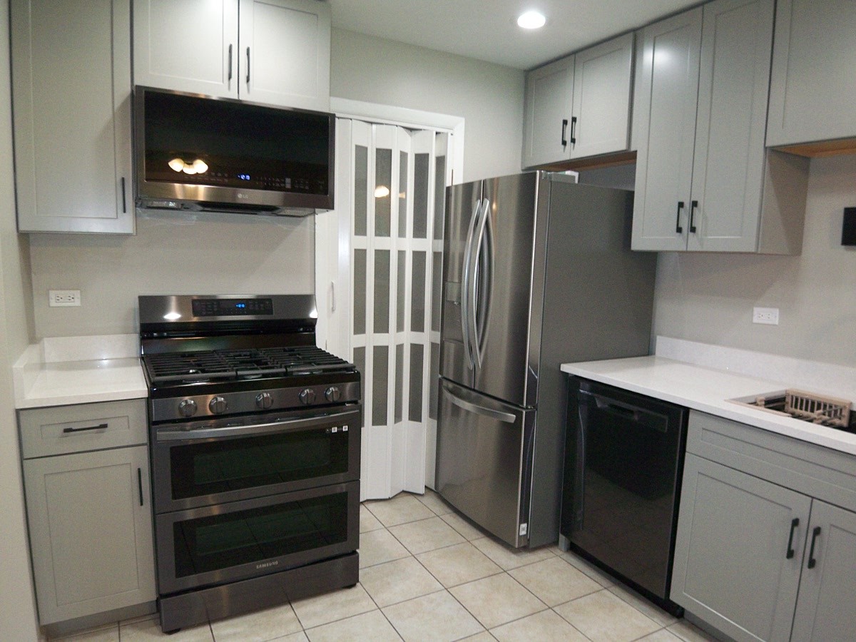 1546 Williamsburg Drive C1 Property Photo 11