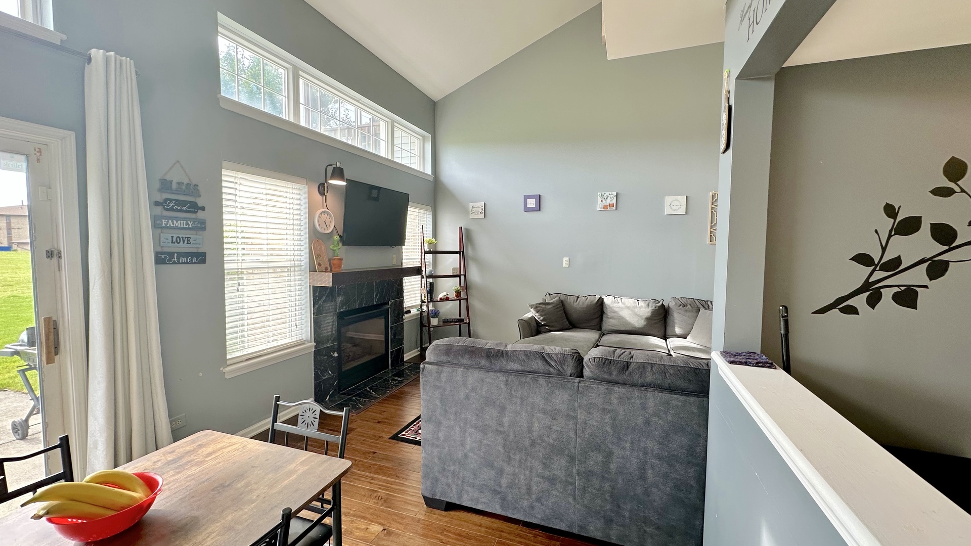 16026 Bormet Drive Property Photo 14