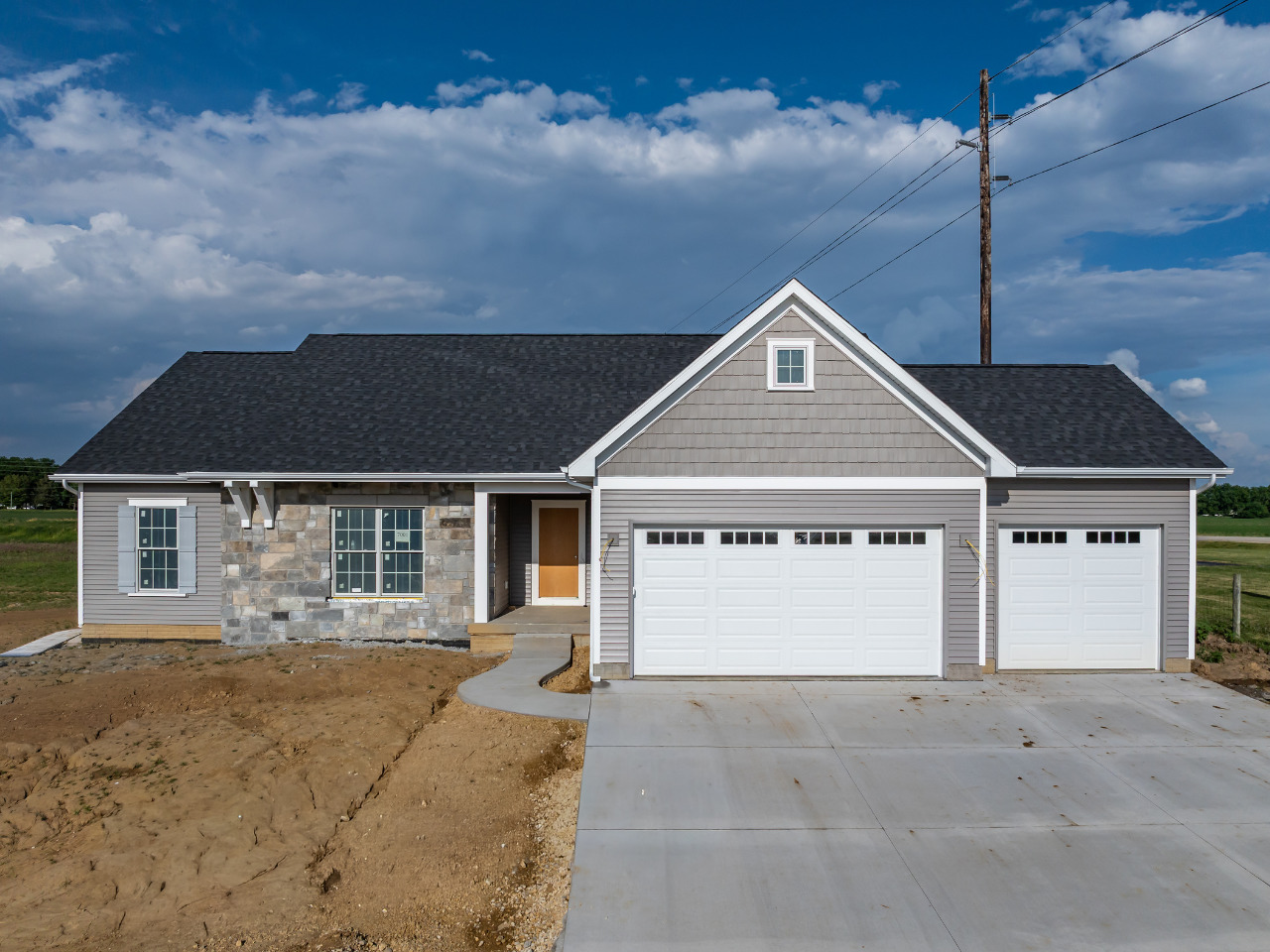7001 Black Oak Drive Property Photo