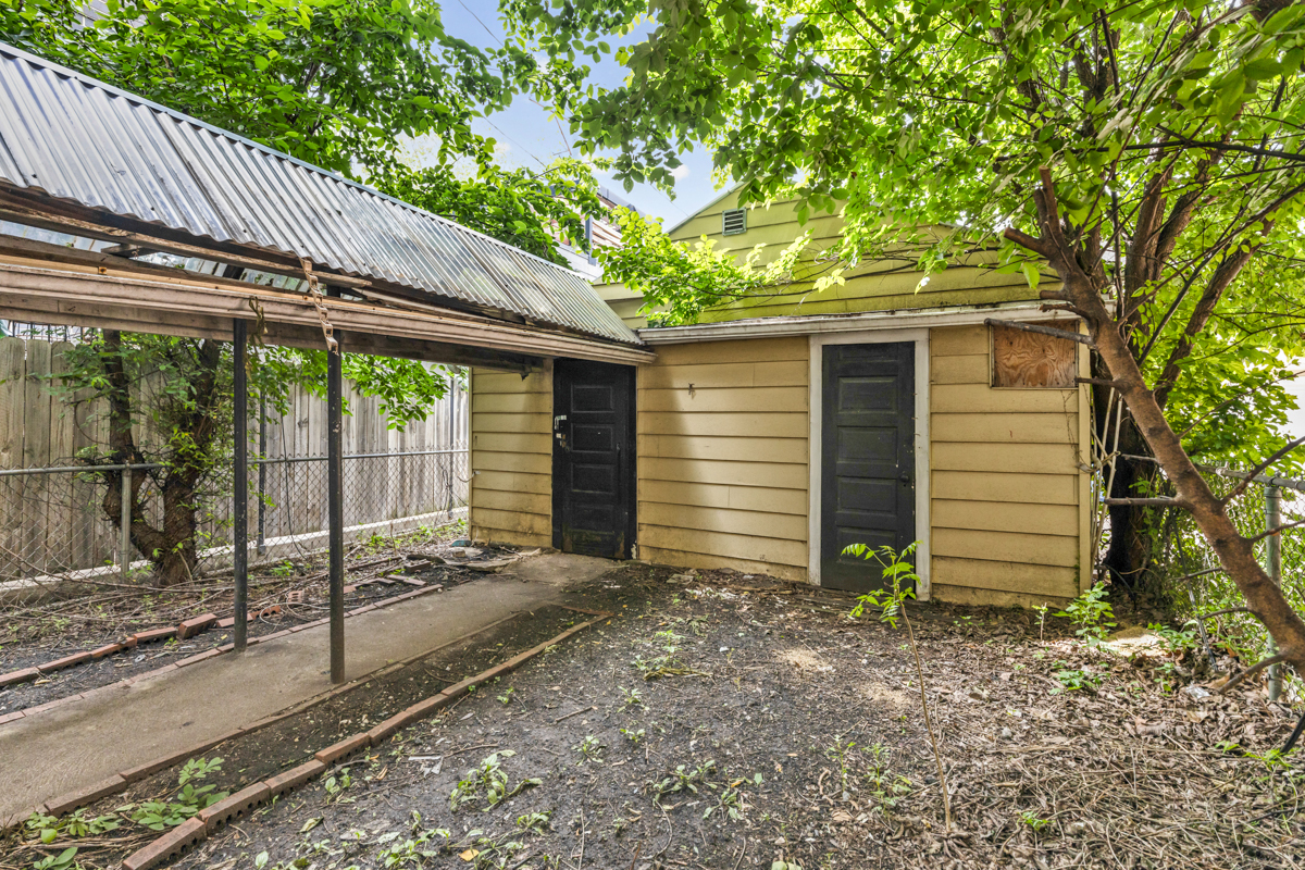 1907 W Irving Park Road Property Photo 26