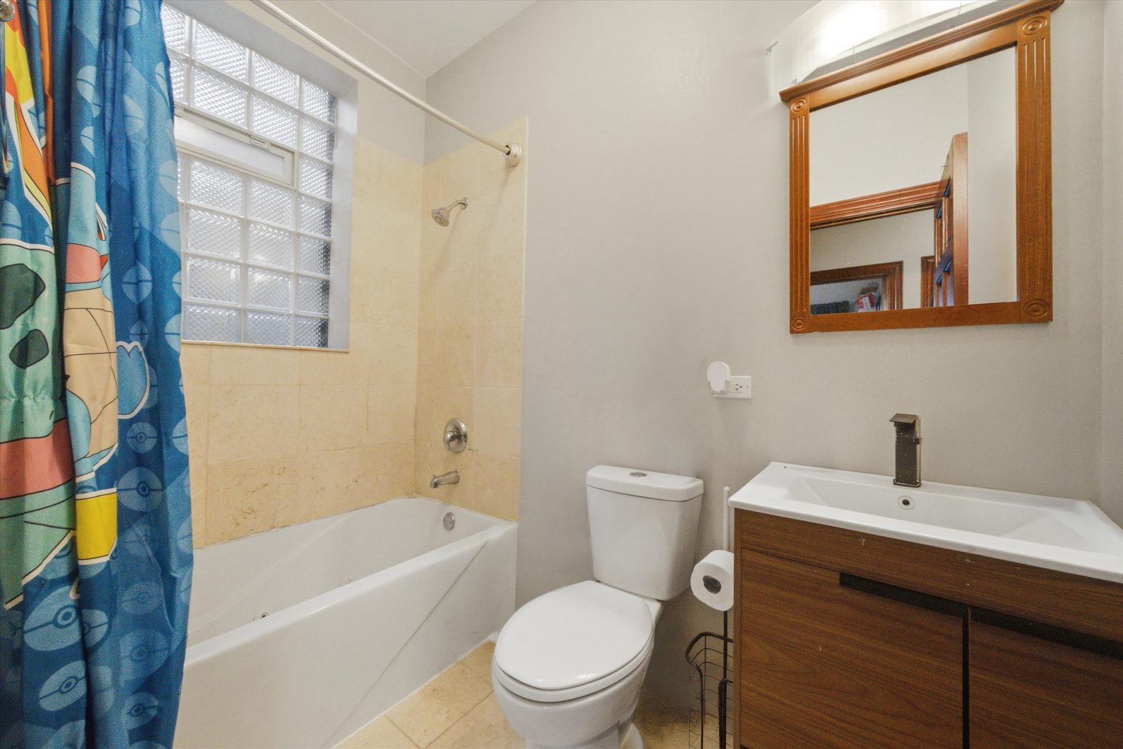 212 E 44th Street 3 Property Photo 15