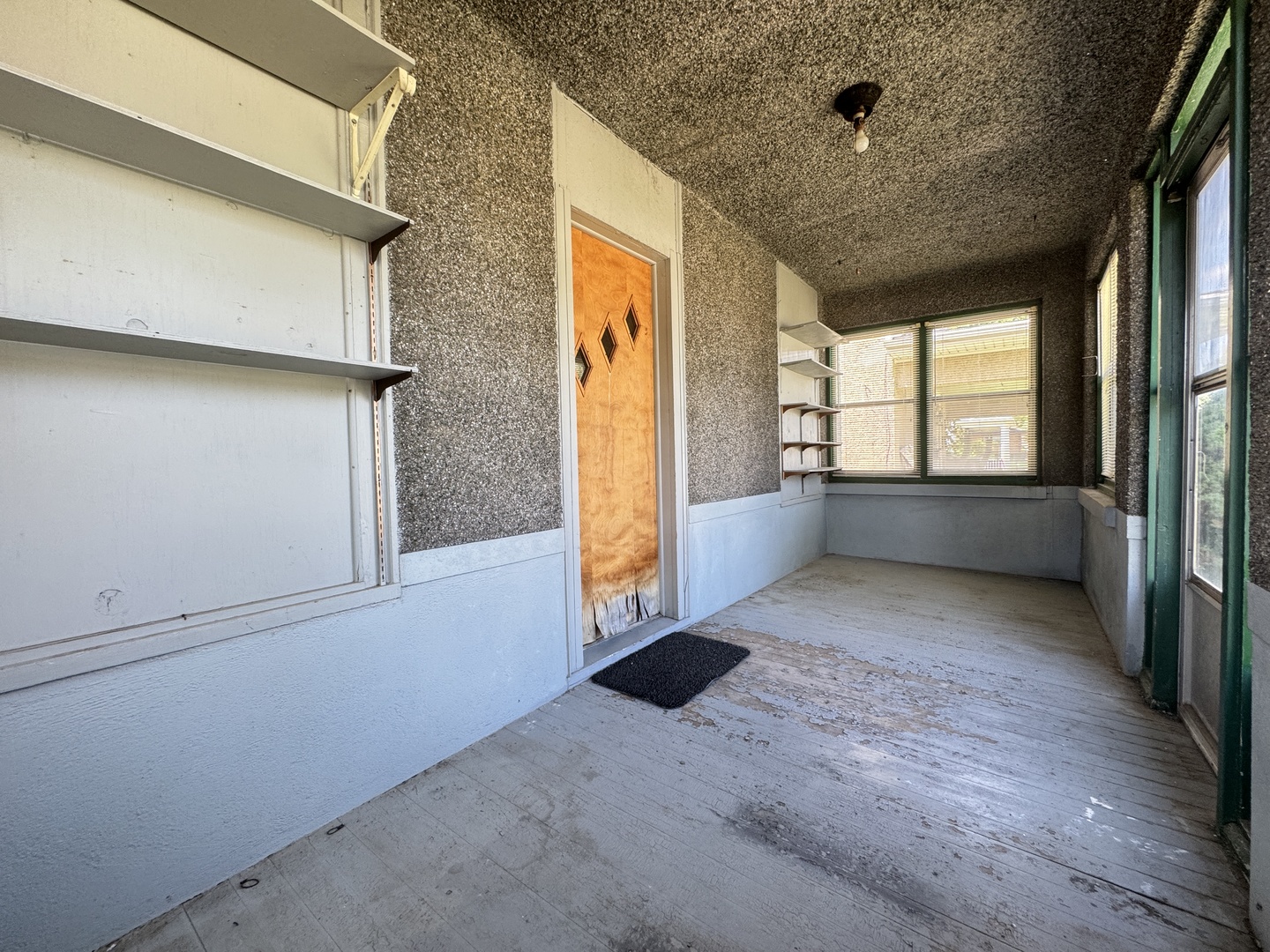637 Crosat Street Property Photo 7