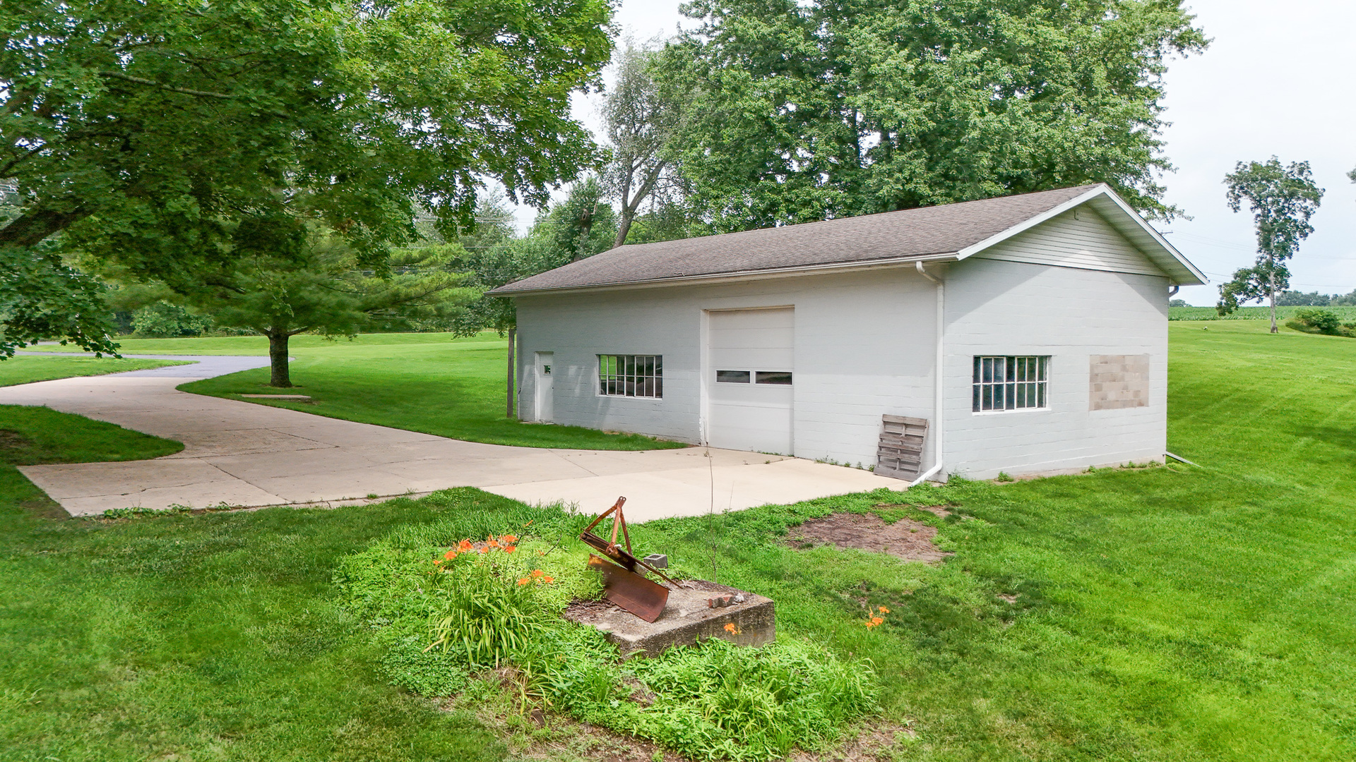 1742 Wolverine Road Property Photo 3