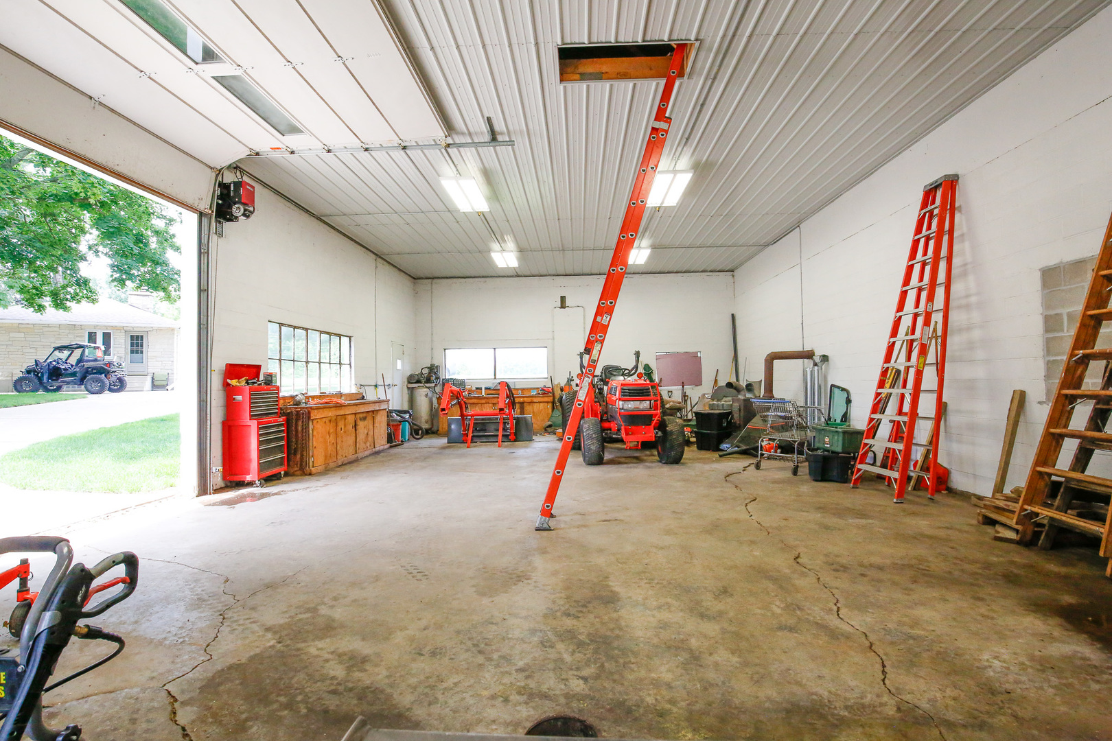 1742 Wolverine Road Property Photo 4