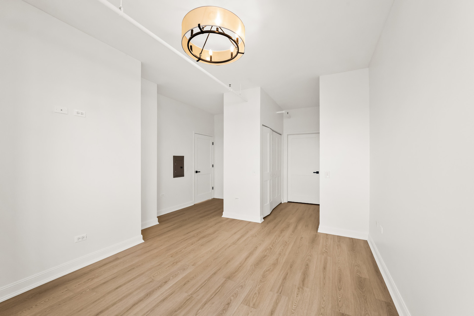 511 W Division Street 706 Property Photo 15