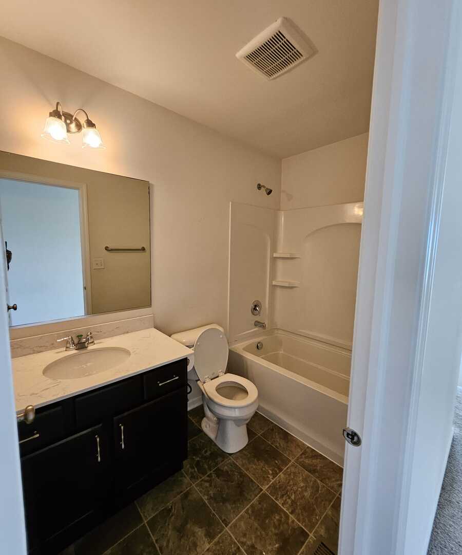 1921 Continental Avenue Property Photo 13