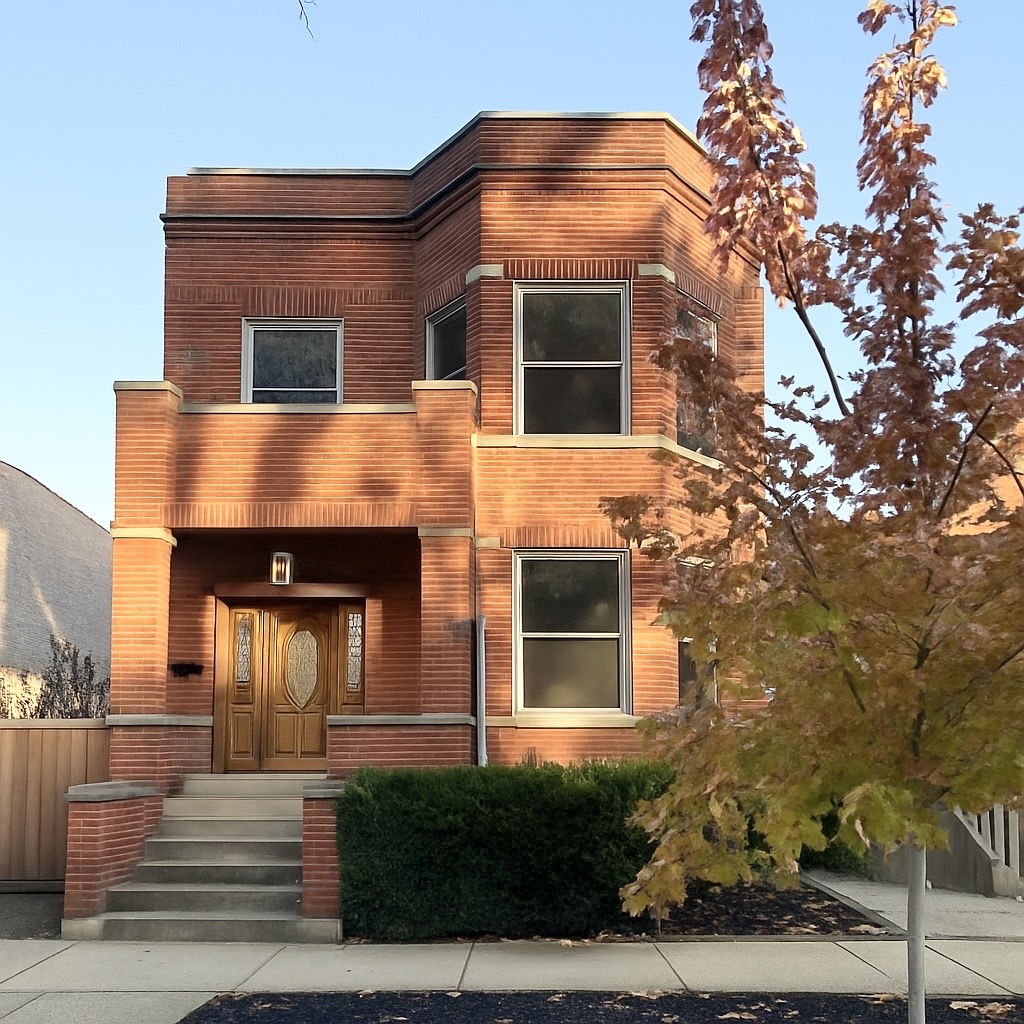 3309 S Lowe Avenue Property Photo 1
