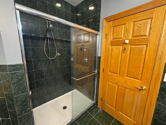 3309 S Lowe Avenue Property Photo 6