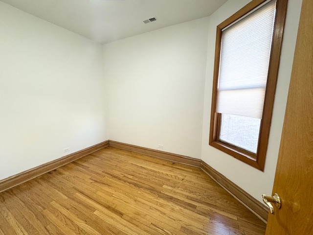 3309 S Lowe Avenue Property Photo 10