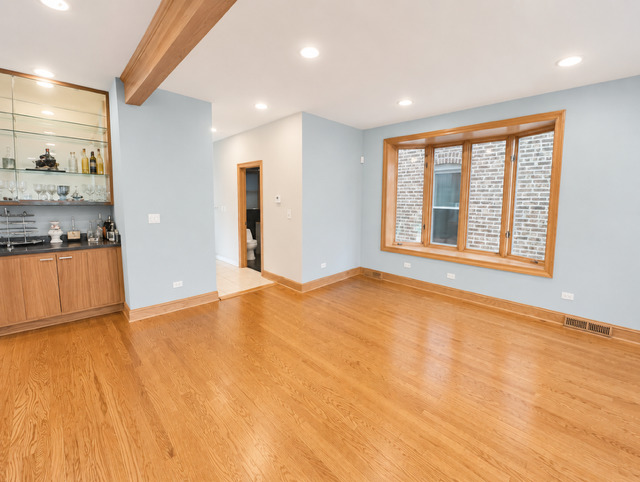 3309 S Lowe Avenue Property Photo 19