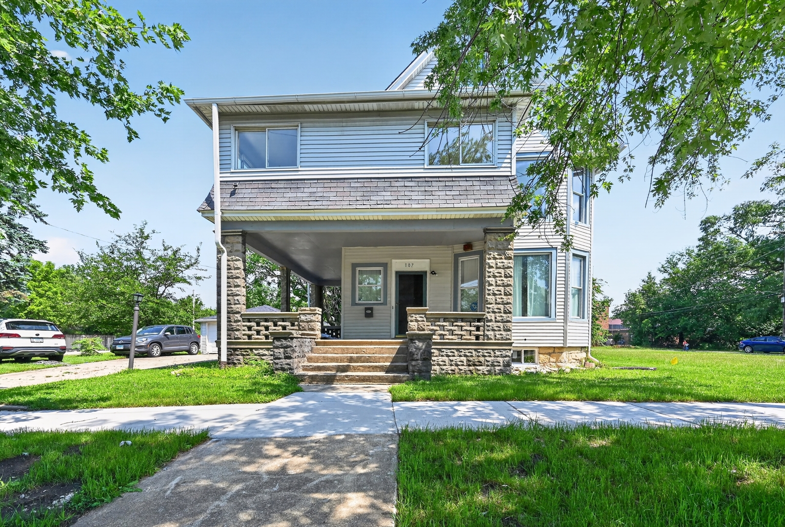 107 4th Avenue Property Photo 2