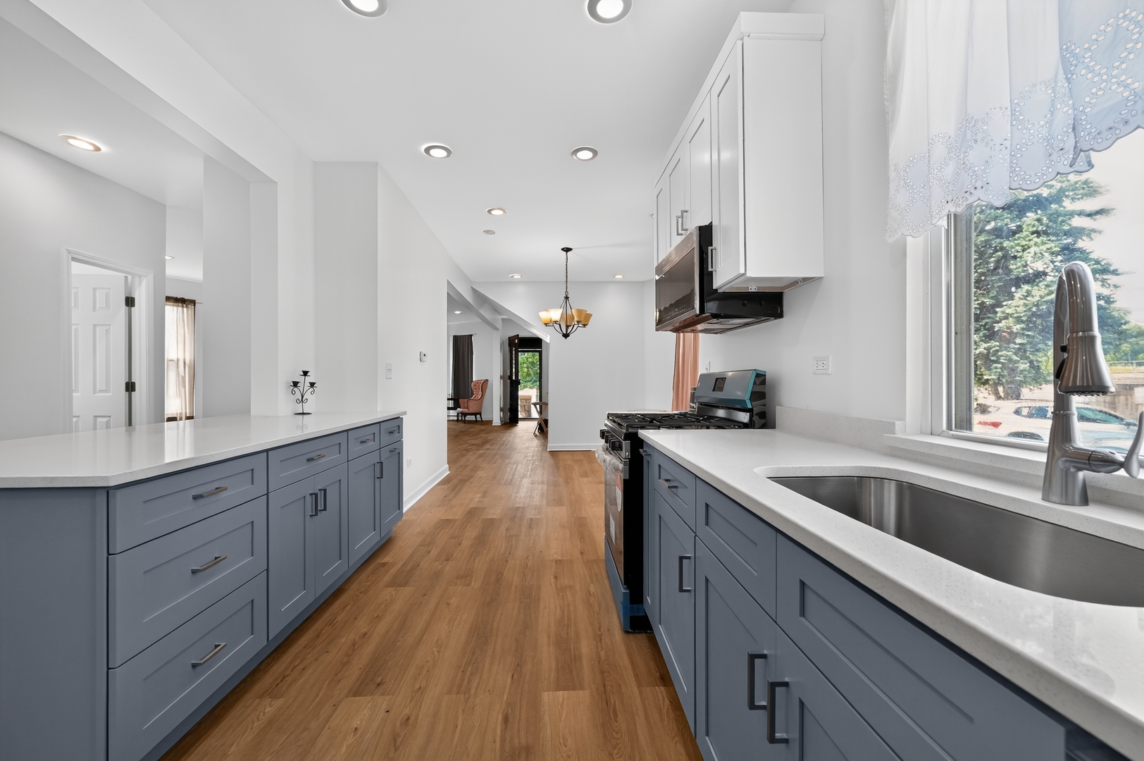 107 4th Avenue Property Photo 15