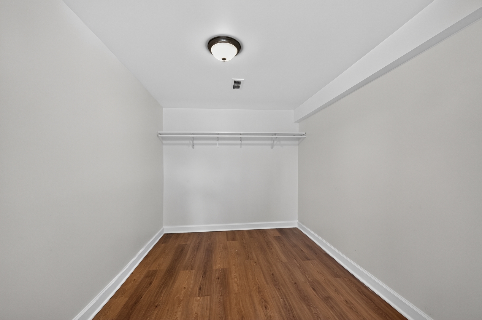 107 4th Avenue Property Photo 23