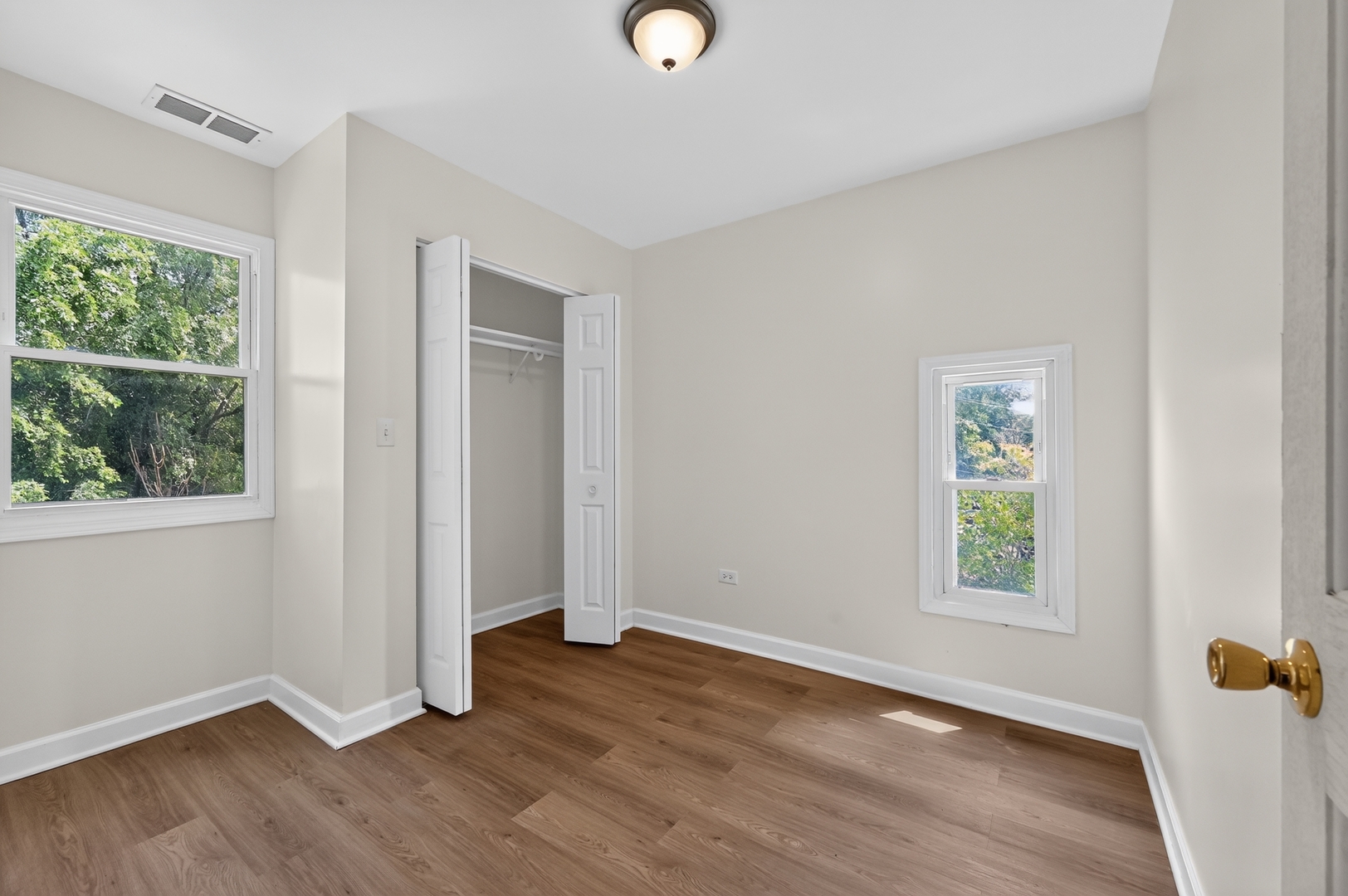 107 4th Avenue Property Photo 32
