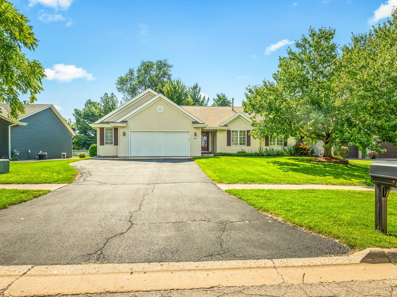 12699936 Property Photo 4