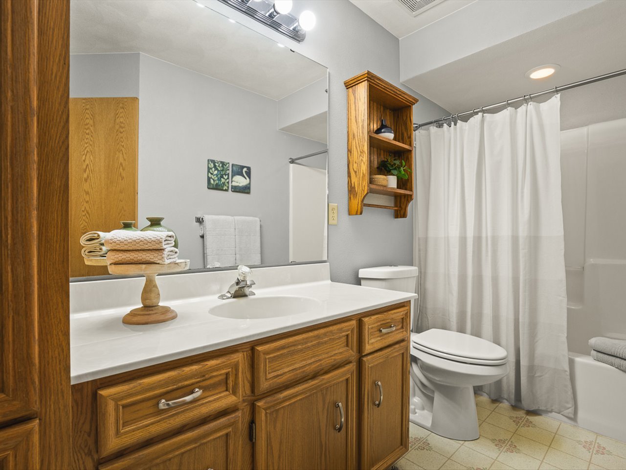 12699936 Property Photo 35