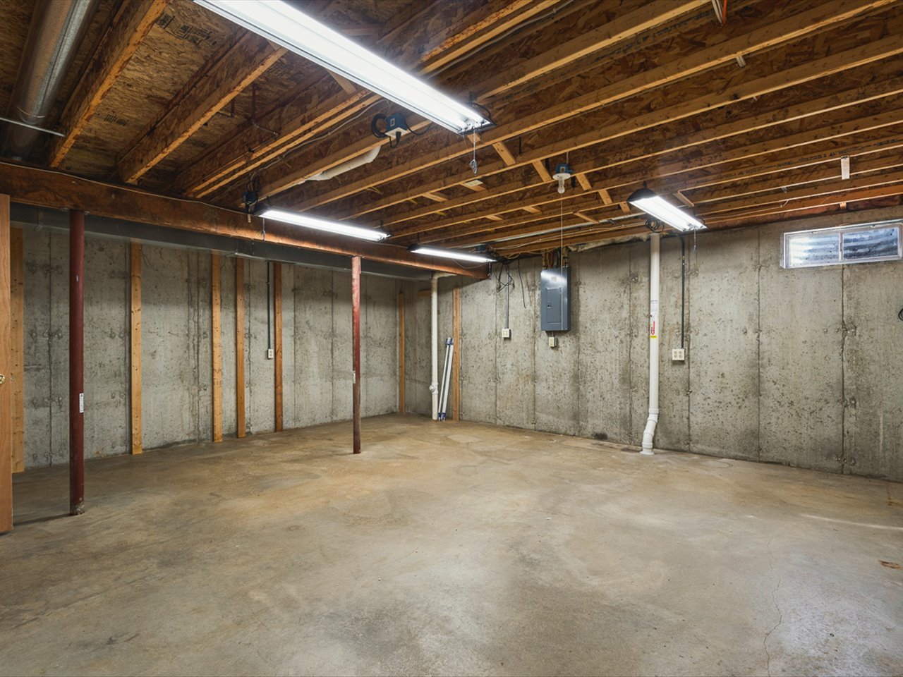 12699936 Property Photo 42