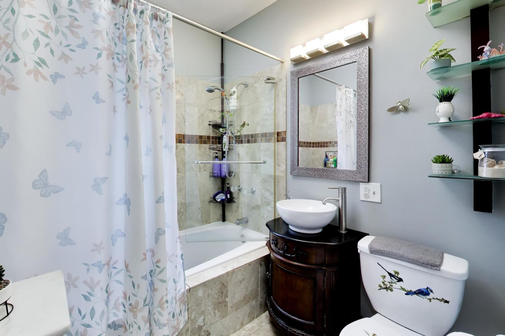 4542 N Long Avenue Property Photo 28