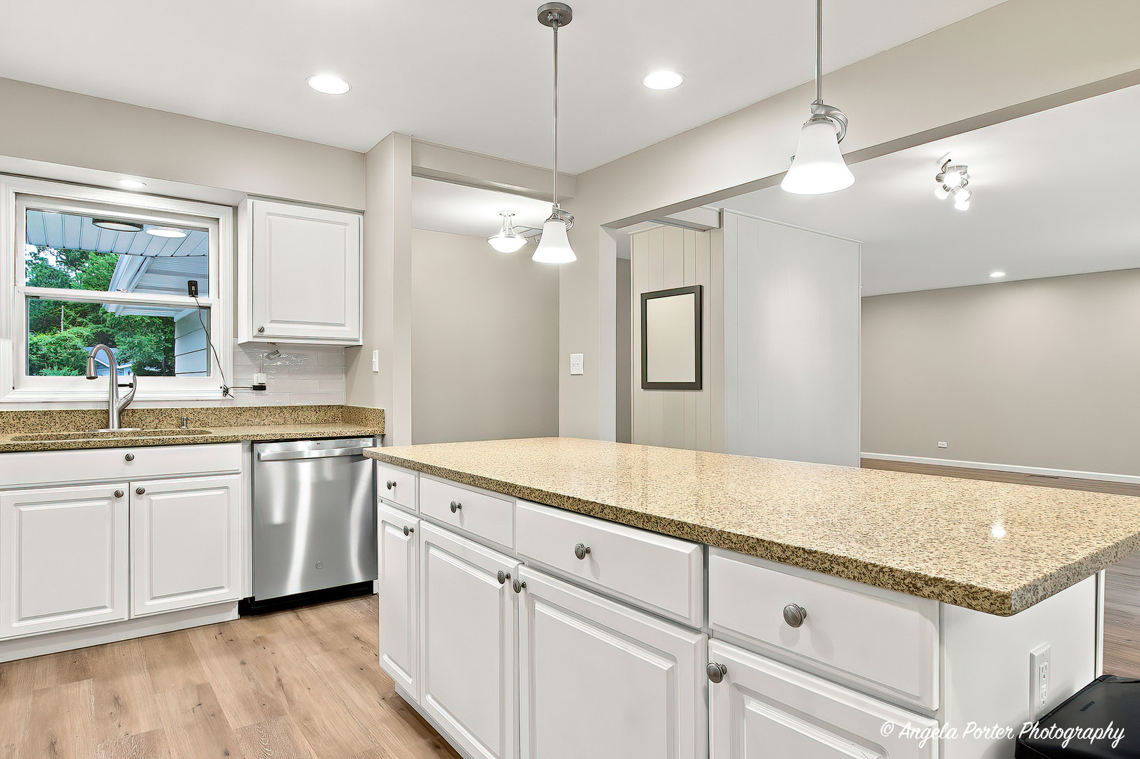 1403 Dairy Lane Property Photo 6