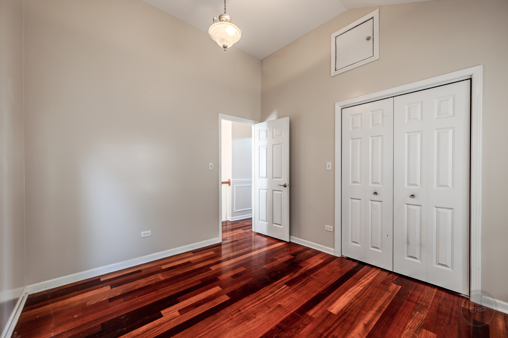 1138 W 95th Place Property Photo 36