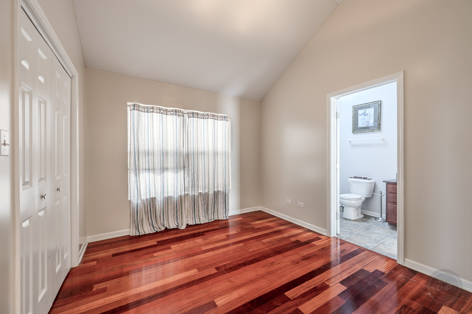 1138 W 95th Place Property Photo 37