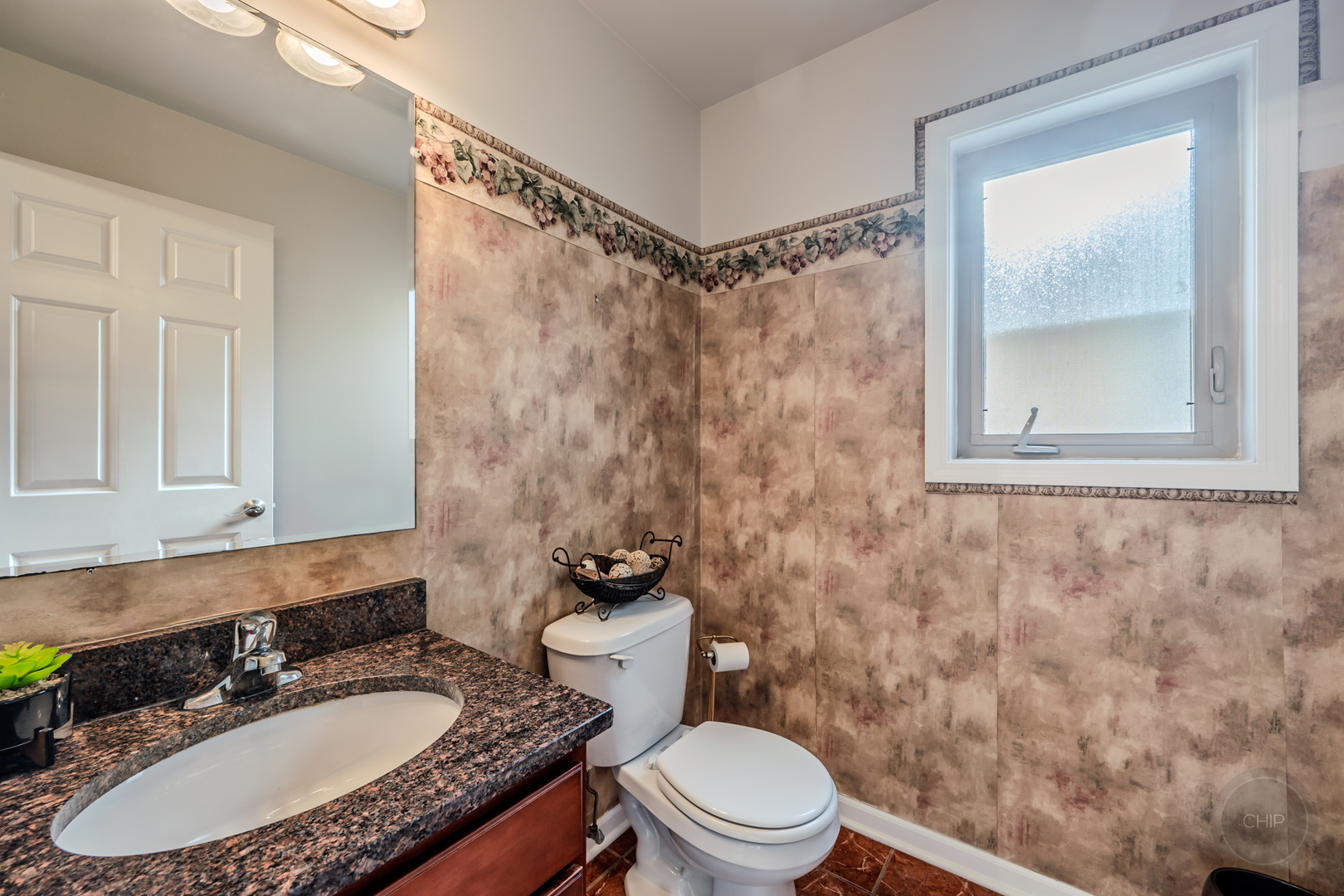 1138 W 95th Place Property Photo 45