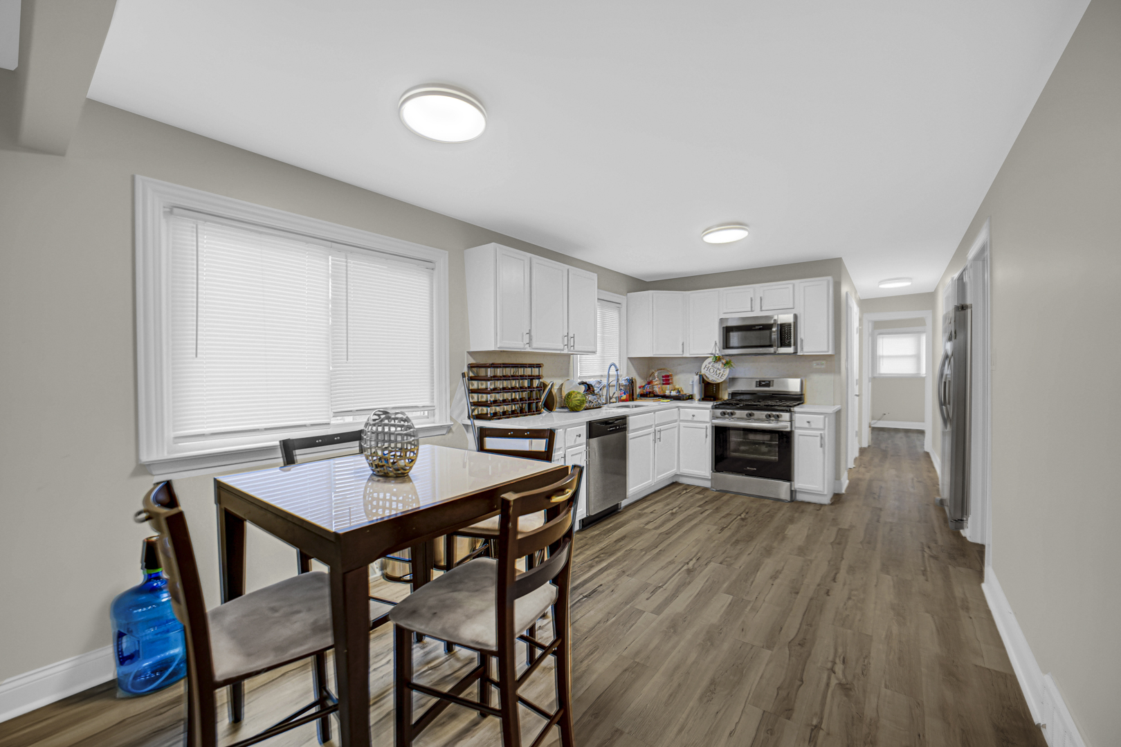 1105 W 123rd Street Property Photo 6