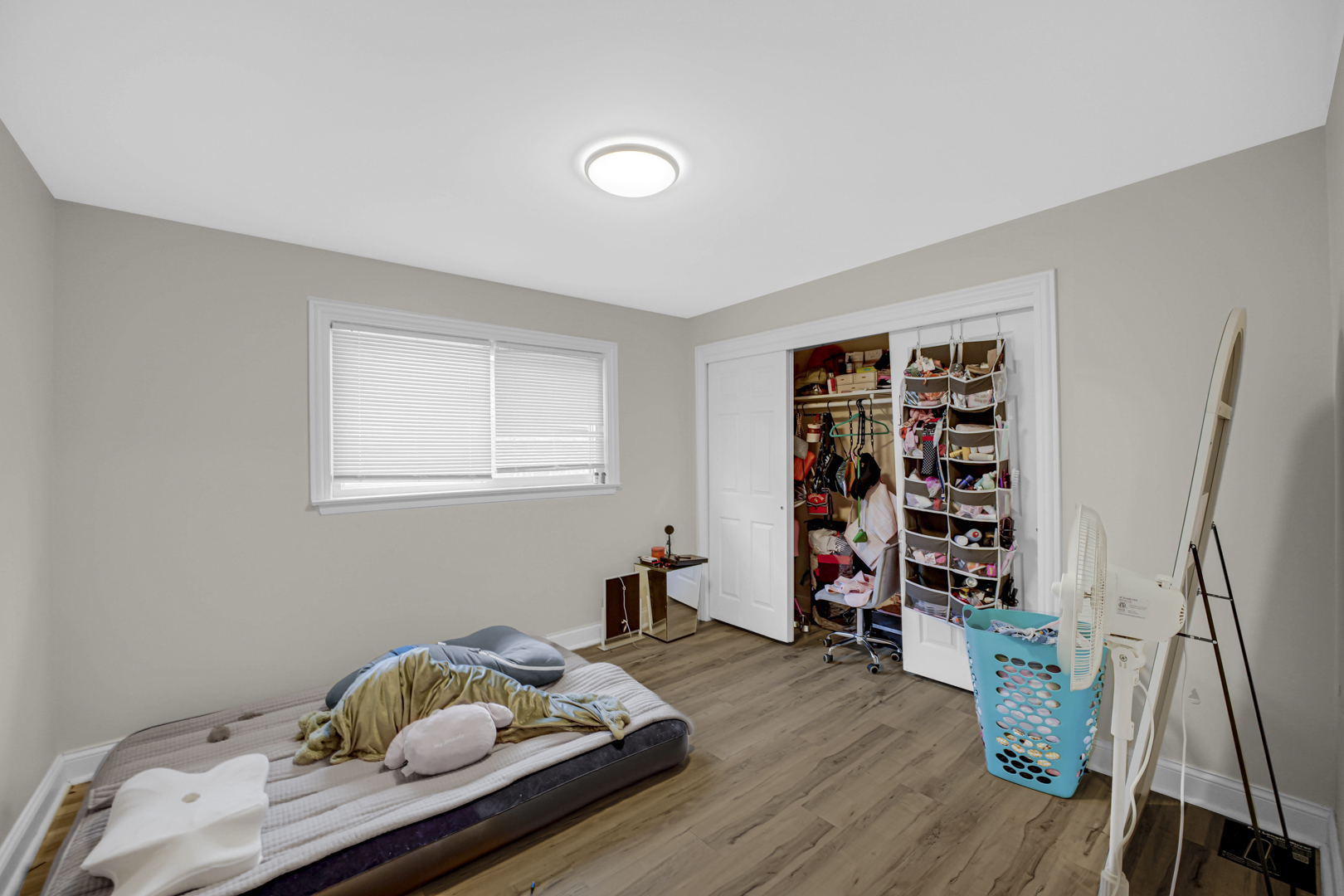 1105 W 123rd Street Property Photo 13