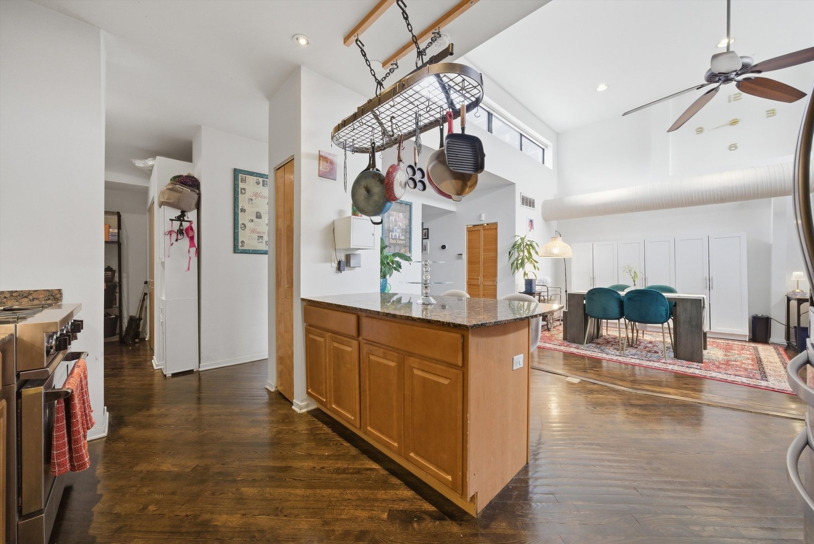 1307 S Wabash Avenue 705 Property Photo 9