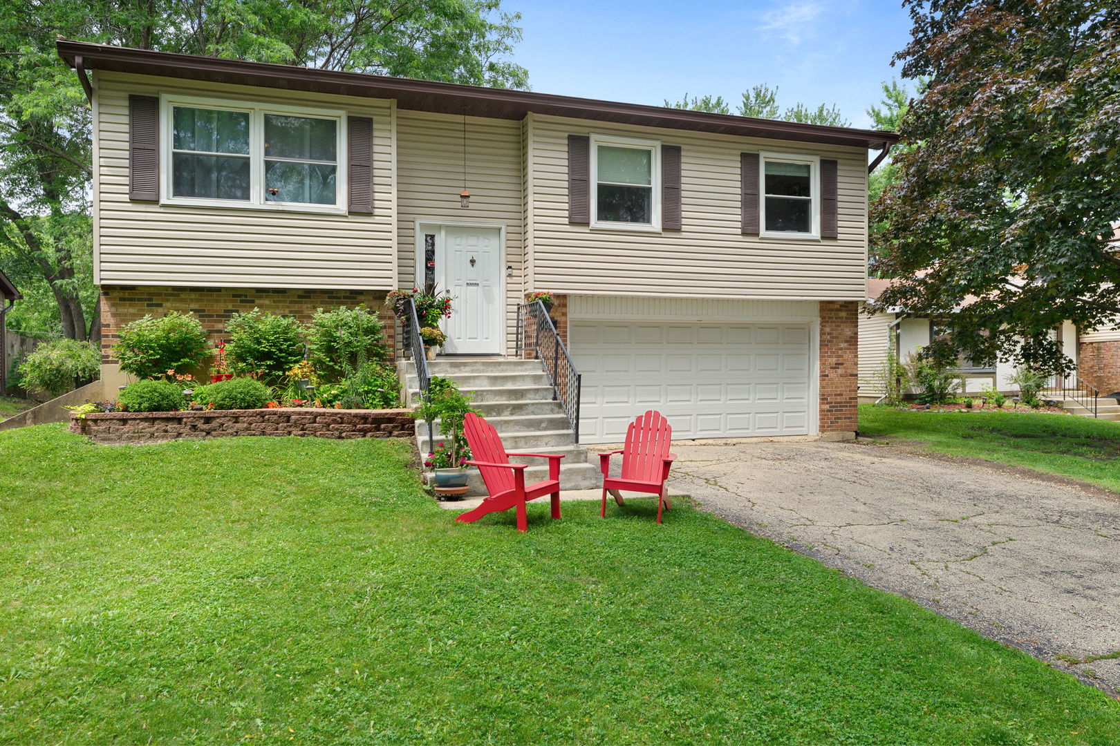 138 S Berteau Avenue Property Photo 1